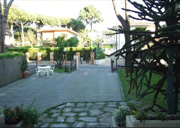 Hotel Giulio Cesare Cinquale