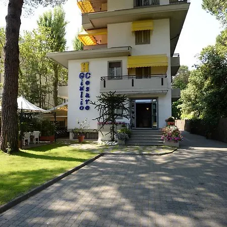 Hotel Giulio Cesare Hotel 3*