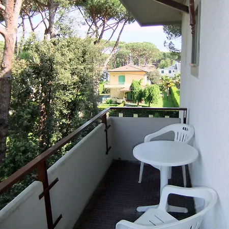 Szálloda Giulio Cesare Cinquale